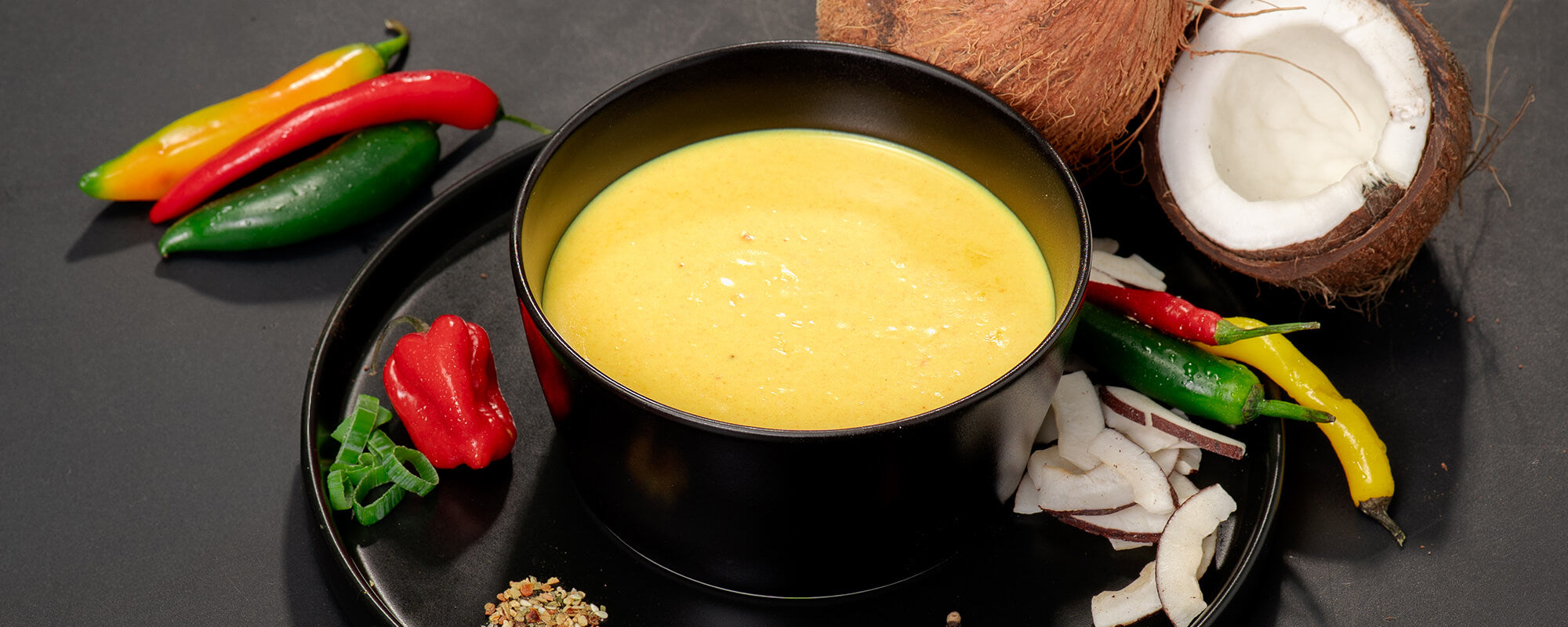 Warmup High Protein Fertiggerichte Suppe Kokos Curry – cremige Kokossuppe vegan mit Chili und Gewürzen