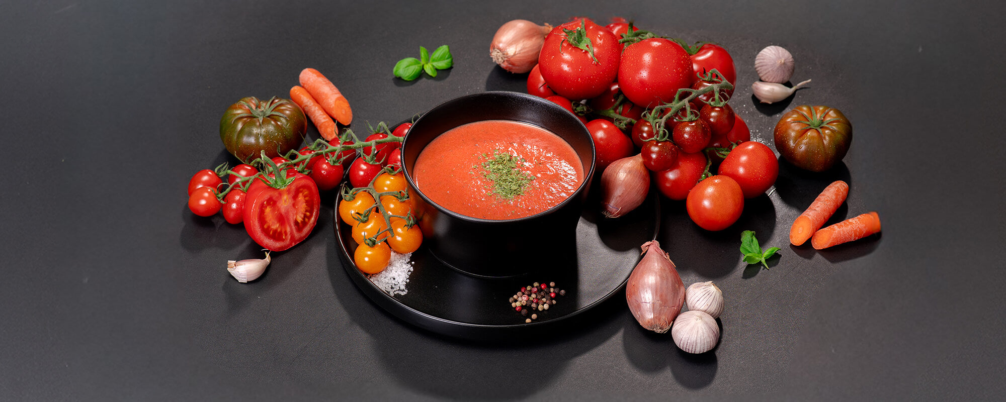 Warmup High Protein Fertiggerichte Suppe Tomate – cremige Tomatensuppe vegan mit frischen Kräutern